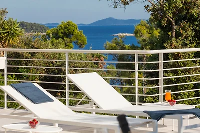 VILLA MON AMOUR by Villas Guide