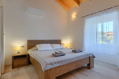 House Luna by Villas Guide