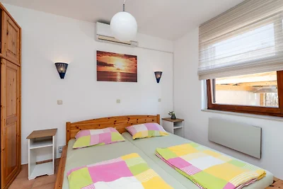 Villa Figs beachfront apartman 1 by Villas...