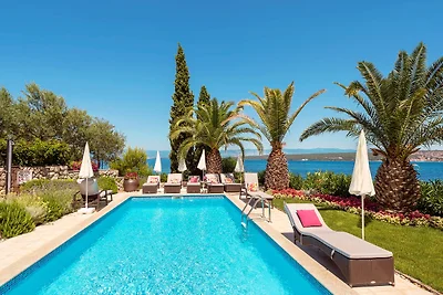 Villa Palace Clara Apartment 3 island Krk by...