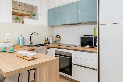 Pula Bay View apartment by Villas Guide