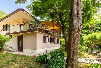 Villa Relax with pool&beachfront by Villas...