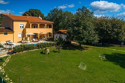 Villa Alma by Villas Guide