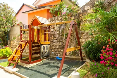 Apartman Zora 1 by Villas Guide