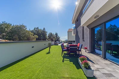 Villa Shaula by Villas Guide