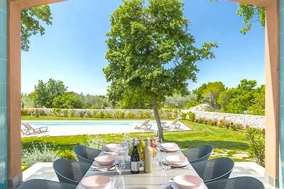 Villa Voliera by Villas Guide