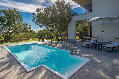 Villa Karla with pool&sea view by Villas...