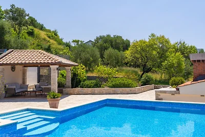 Villa None Kate by Villas Guide
