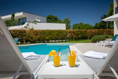 Villa Nada by Villas Guide