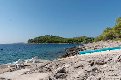 Apartman Mario with pool by Villas Guide