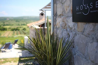 Villa House S by Villas Guide