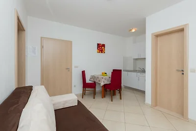 Apartman Erstic 3 - Baška Voda by Villas...