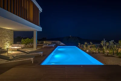 Villa Sunray - Infinity Pool & Sea View