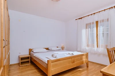 Apartment Mediera sea view 3 by Villas Guide