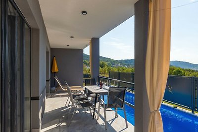 Beautiful Villa Rhapsody with pool in Buzet