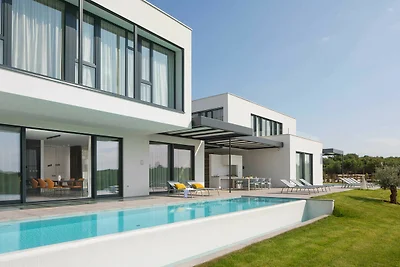 Modern villa Noble with view and pool in Bale