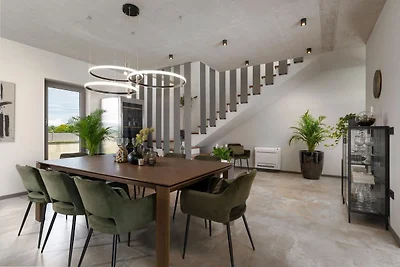 Villa Lipa Tree by Villas Guide
