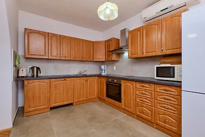 Apartment Mediera sea view 2 by Villas Guide