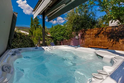 Ferienhaus Nina mit Whirpool by Villas Guide