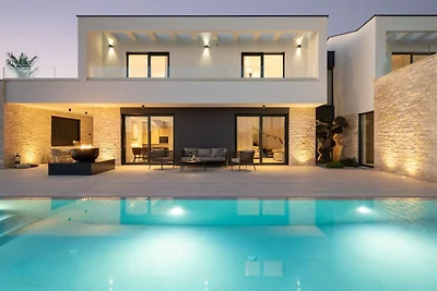 Villa Asmoa by Villas Guide