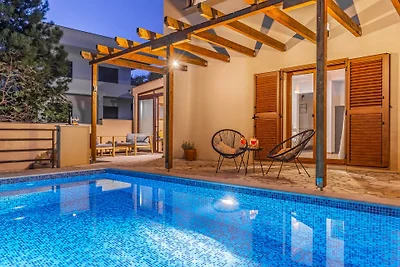 Villa Lona by Villas Guide