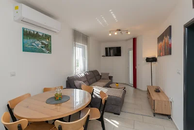 Holiday Home Helga - Makarska