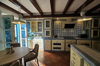 Villa Palazzo del mar Opatija by Villas Guide