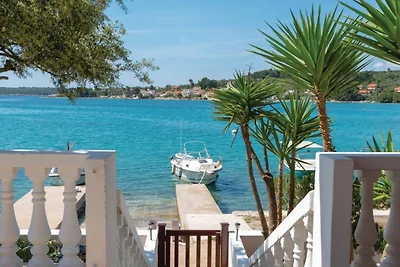 Villa Peace & Quiet by Villas Guide