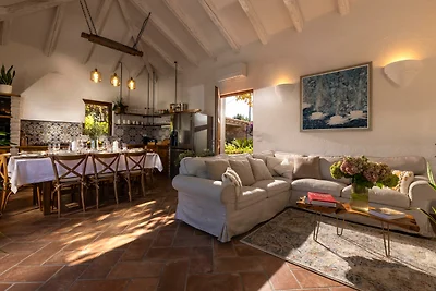 Villa Palma by Villas Guide