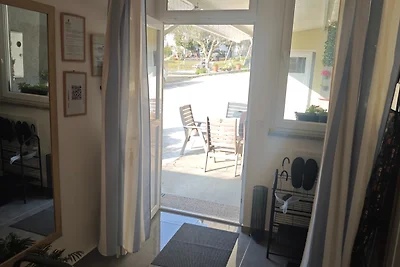 Studio apartment Flora by Villas Guide