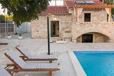 Holiday home Rozara by Villas Guide