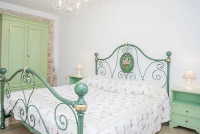 Villa Monteneze by Villas Guide