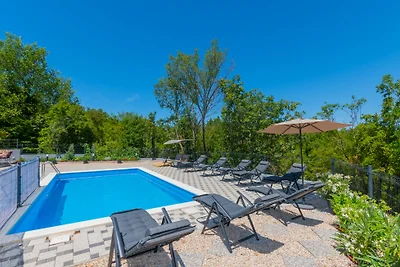 Villa Zovko in Makarska by Villas Guide