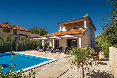 Villa Alves by Villas Guide