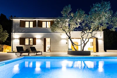 Villa Teuta by Villas Guide