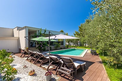 Villa Dila by Villas Guide