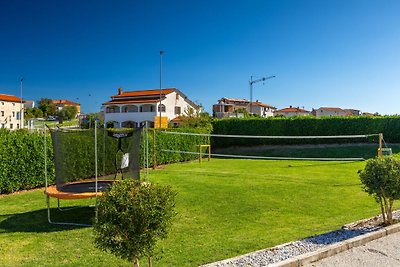 Beautiful Villa Parenzana with pool in...