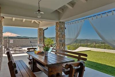 Casa Nona Anica by Villas Guide