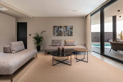 Villa Aruna by Villas Guide