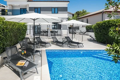 Villa Indie by Villas Guide