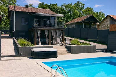 Villa Robinia Hill Residence by Villas Guide