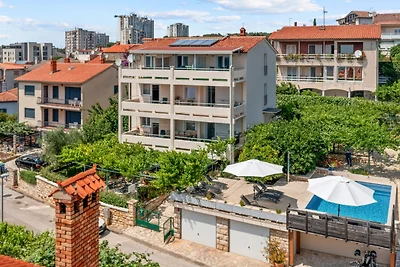 Apartment Petrinic-Sea View & Pool by Villas...