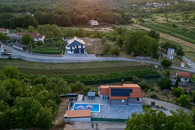 Villa Klarita - Makarska by Villas Guide