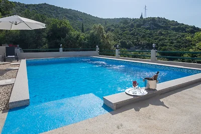 Apartment Zelenika Villa by Villas Guide