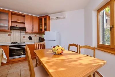 Apartment Mediera sea view 3 by Villas Guide