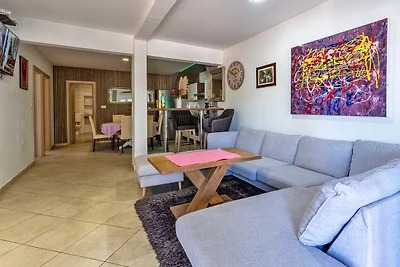 Holiday home Andrea with whirpool by Villas...