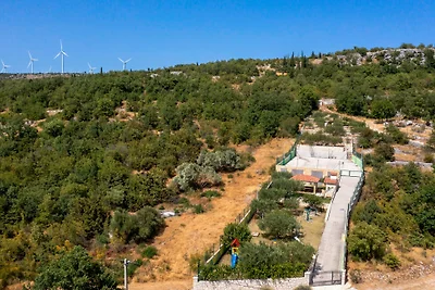 Villa Popovica Dvori by Villas Guide