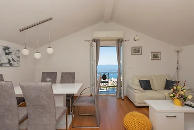 Villa Elizabeta Makarska by Villas Guide