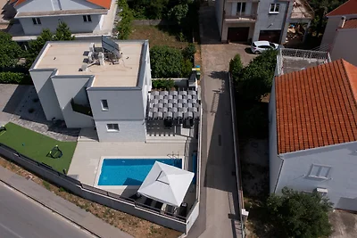 Villa Lumaka Sun by Villas Guide