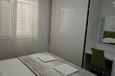 Apartman Twins 1 by Villas Guide